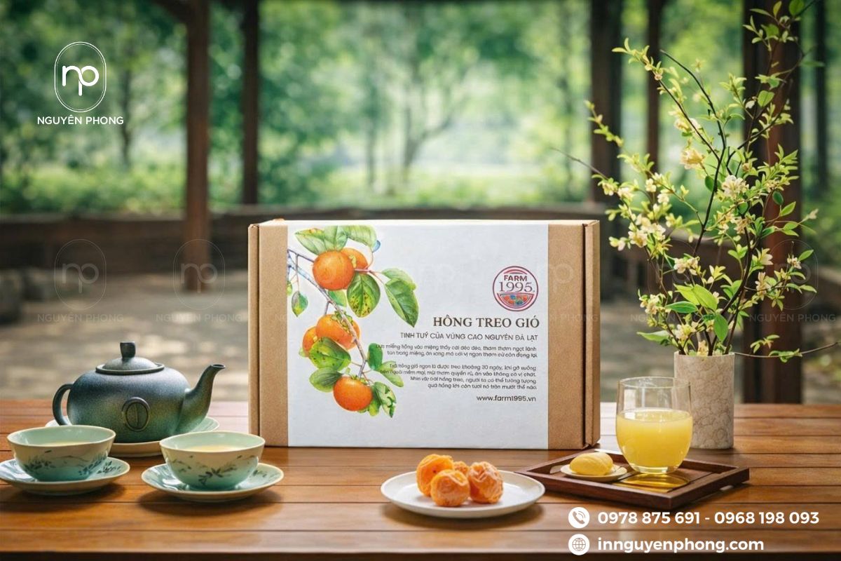 In hộp giấy đựng hồng treo gió